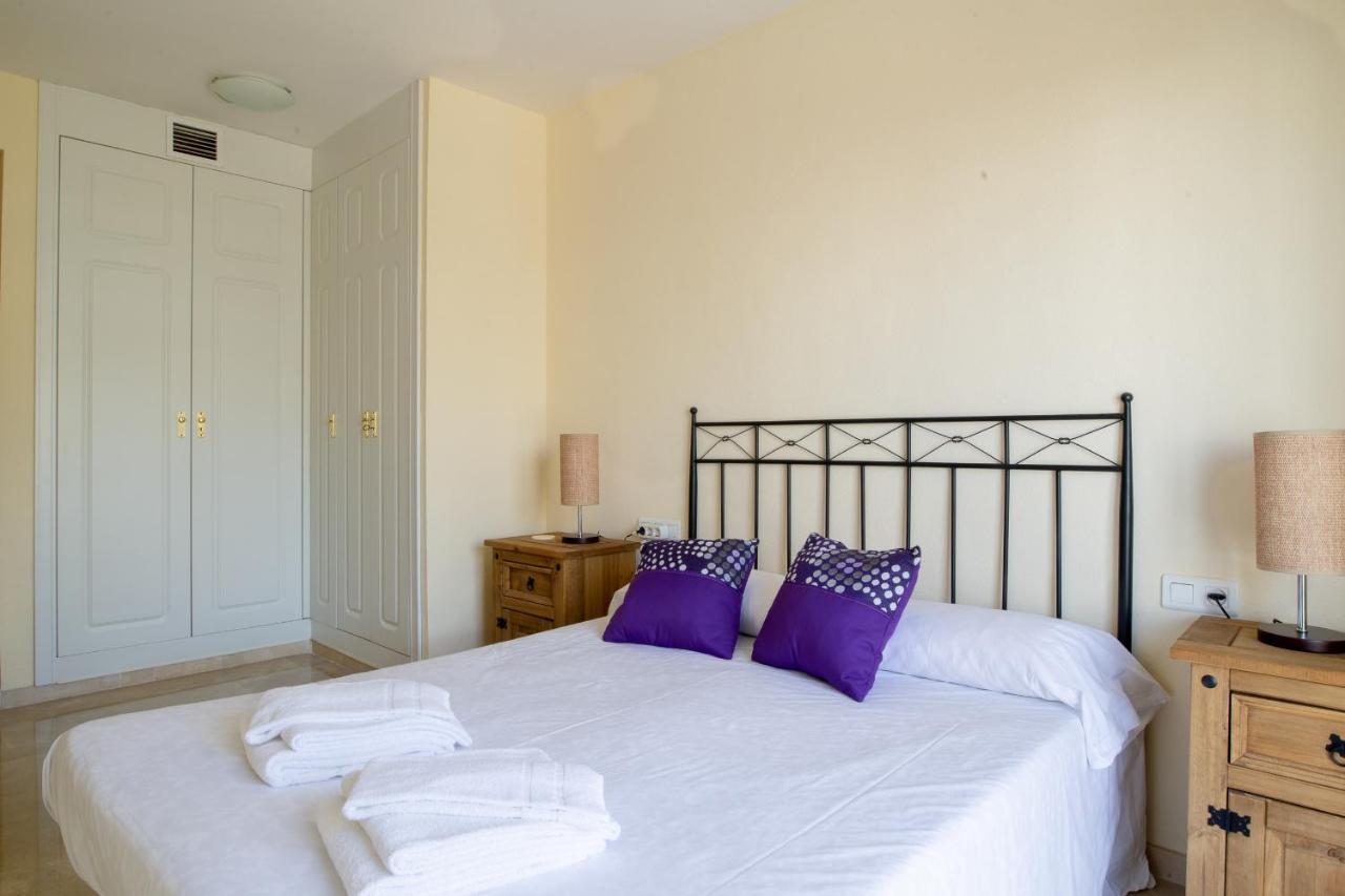 2261-Superb Apt On The Beach, On Duquesa Harbour Manilva Exterior photo